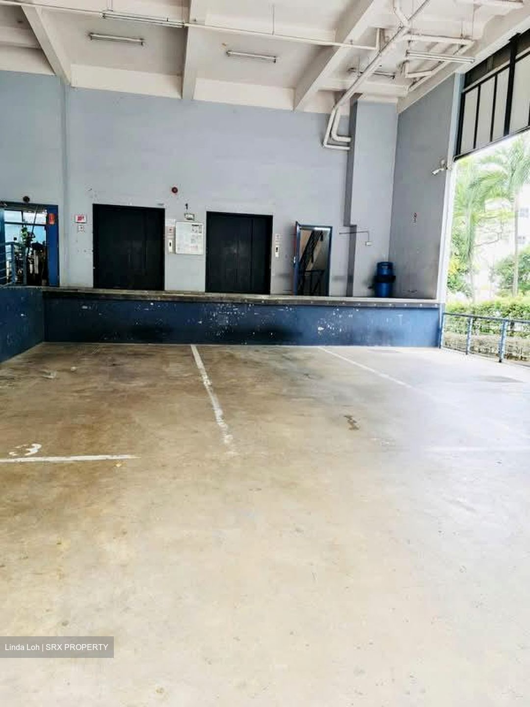 Admiralty Industrial Park (D27), Factory #596841741